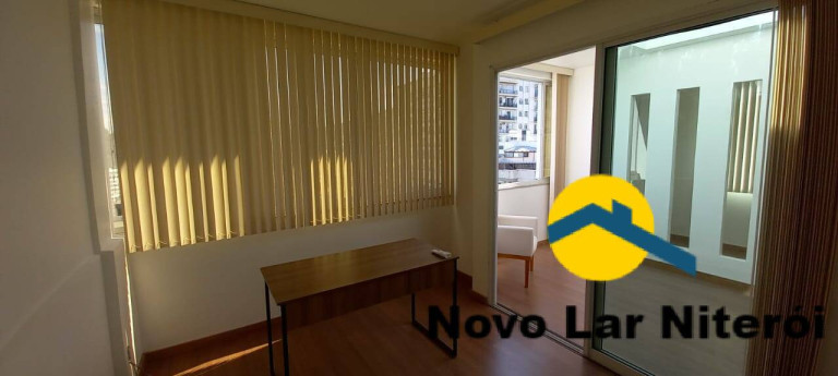 Sala Comercial à Venda, 83 m² em Icaraí - Niterói