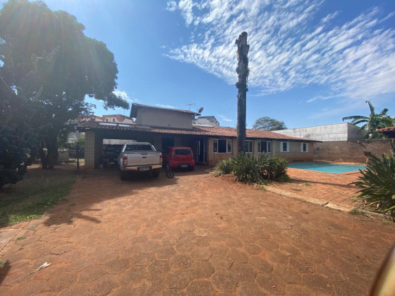Imagem Casa com 3 Quartos à Venda, 10 m² em Santo Antônio - Campo Grande