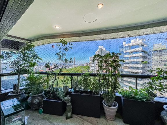 Imagem Apartamento com 4 Quartos à Venda, 237 m² em Auxiliadora - Porto Alegre Imagem Apartamento com 4 Quartos à Venda, 237 m² em Auxiliadora - Porto Alegre