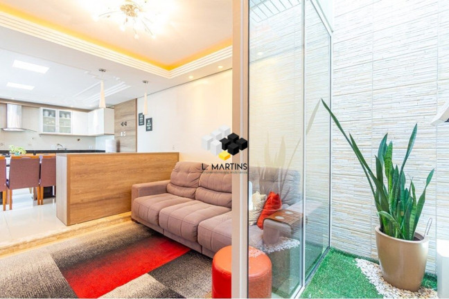 Imagem Casa com 3 Quartos à Venda, 228 m² em Niterói - Canoas Imagem Casa com 3 Quartos à Venda, 228 m² em Niterói - Canoas