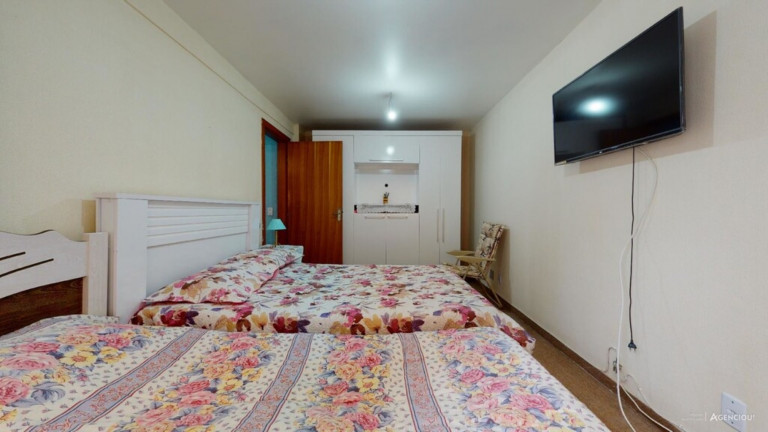 Imagem Imóvel com 2 Quartos à Venda, 61 m² em Cavalhada - Porto Alegre