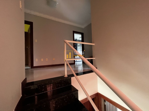 Imagem Casa com 5 Quartos à Venda, 260 m² em Buraquinho - Lauro De Freitas