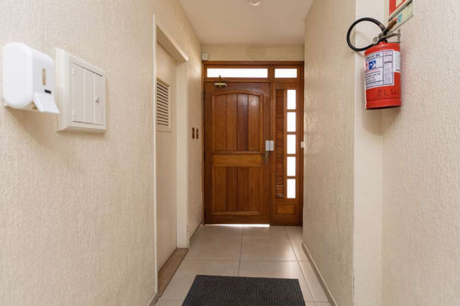 Imagem Cobertura com 2 Quartos à Venda, 80 m² em Passo Da Areia - Porto Alegre Imagem Cobertura com 2 Quartos à Venda, 80 m² em Passo Da Areia - Porto Alegre
