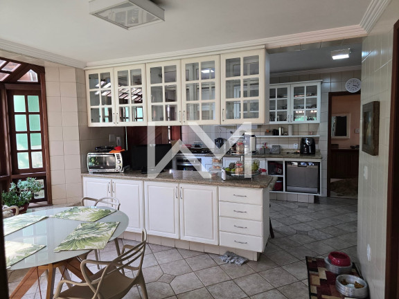 Imagem Casa com 4 Quartos à Venda, 700 m² em Vila Rosália - Guarulhos Imagem Casa com 4 Quartos à Venda, 700 m² em Vila Rosália - Guarulhos