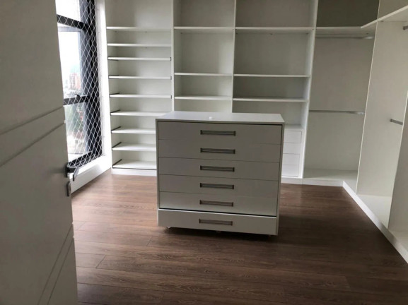 Imagem Apartamento com 3 Quartos à Venda, 307 m² em Atiradores - Joinville