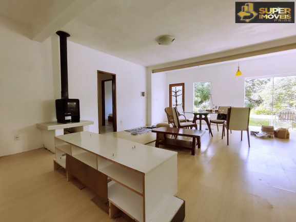 Casa com 3 Quartos à Venda, 910 m² em Laranjal - Pelotas