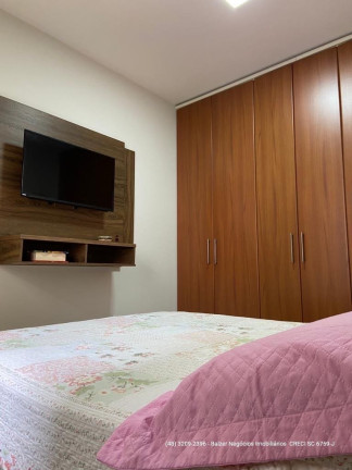 Imagem Apartamento com 3 Quartos à Venda, 109 m² em Centro - Florianópolis Imagem Apartamento com 3 Quartos à Venda, 109 m² em Centro - Florianópolis