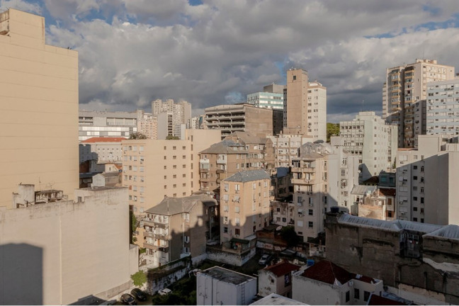 Imagem Apartamento com 1 Quarto à Venda, 50 m² em Centro Histórico - Porto Alegre Imagem Apartamento com 1 Quarto à Venda, 50 m² em Centro Histórico - Porto Alegre