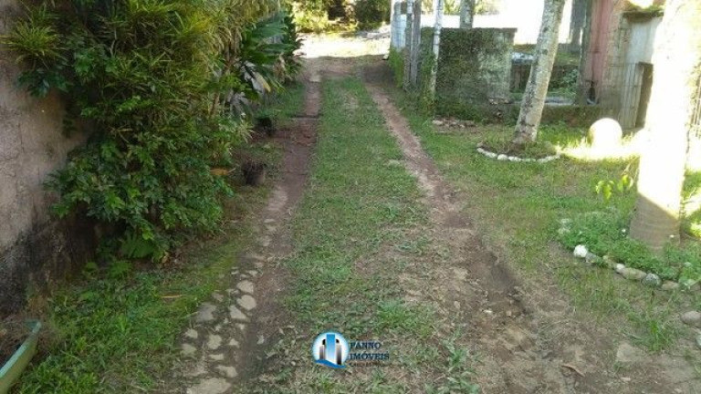 Imagem Casa com 1 Quarto à Venda, 300 m² em Xerém - Duque De Caxias