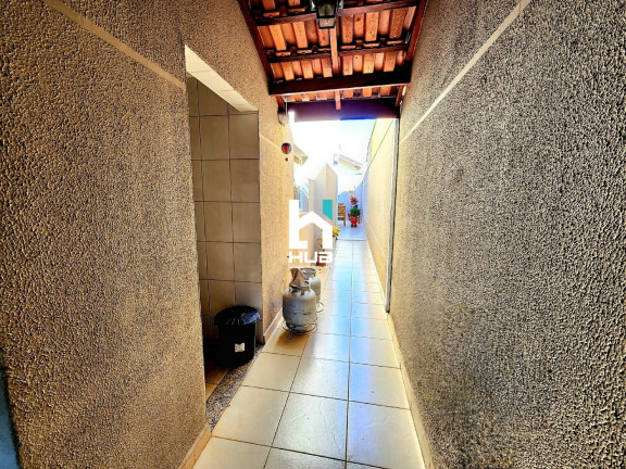 Imagem Casa com 3 Quartos à Venda, 150 m²