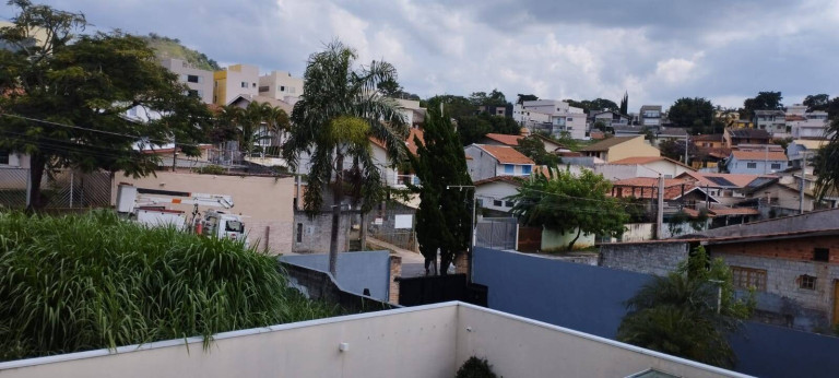 Imagem Casa com 3 Quartos à Venda, 149 m² em Vila Petrópolis - Atibaia Imagem Casa com 3 Quartos à Venda, 149 m² em Vila Petrópolis - Atibaia