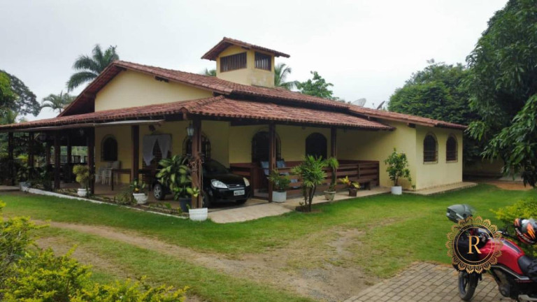Imagem Chácara com 10 Quartos à Venda, 15.000 m² em Lagoa Dourada - Guarapari Imagem Chácara com 10 Quartos à Venda, 15.000 m² em Lagoa Dourada - Guarapari