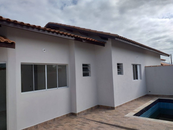 Casa à Venda, 153 m² em Balneário Tupy - Itanhaém