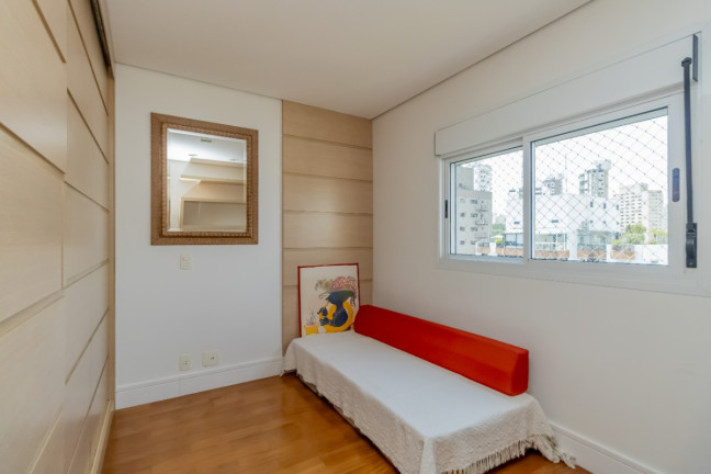 Imagem Apartamento com 3 Quartos à Venda, 184 m² em Real Parque - São Paulo Imagem Apartamento com 3 Quartos à Venda, 184 m² em Real Parque - São Paulo