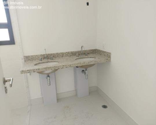 Imagem Apartamento com 3 Quartos à Venda, 178 m² em Brooklin - Sao Paulo Imagem Apartamento com 3 Quartos à Venda, 178 m² em Brooklin - Sao Paulo