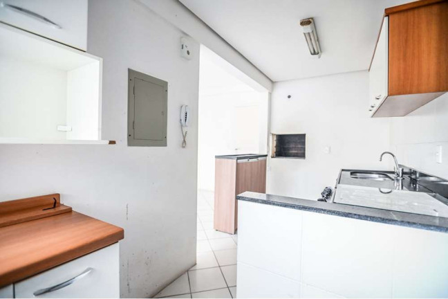 Imagem Imóvel com 3 Quartos à Venda, em Cavalhada - Porto Alegre Imagem Imóvel com 3 Quartos à Venda, em Cavalhada - Porto Alegre