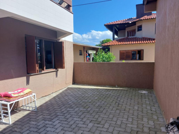 Imagem Sobrado com 2 Quartos à Venda, em Capão Novo - Capao Da Canoa Imagem Sobrado com 2 Quartos à Venda, em Capão Novo - Capao Da Canoa