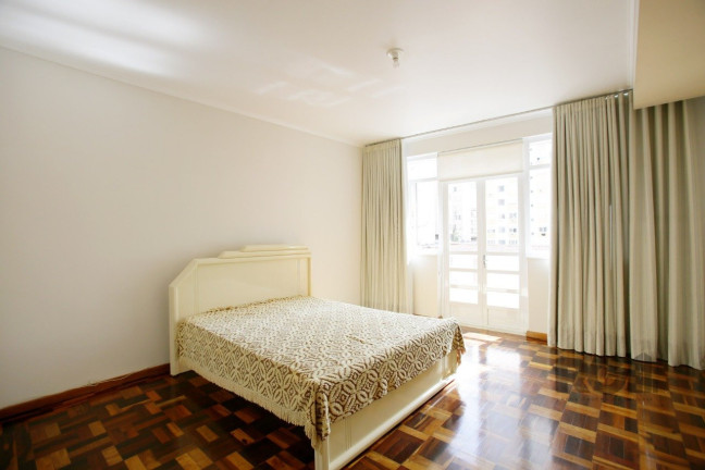 Imagem Apartamento com 3 Quartos à Venda, 128 m² em Centro Histórico - Porto Alegre Imagem Apartamento com 3 Quartos à Venda, 128 m² em Centro Histórico - Porto Alegre