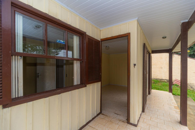 Imagem Casa com 3 Quartos para Alugar, 71 m² em Orleans - Curitiba Imagem Casa com 3 Quartos para Alugar, 71 m² em Orleans - Curitiba