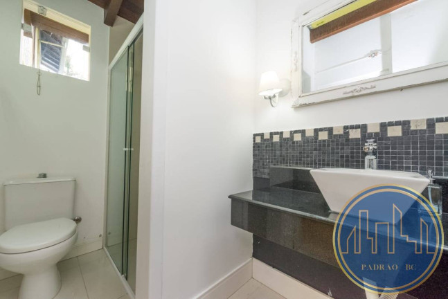 Imagem Casa com 3 Quartos para Temporada, 350 m² em Praia Das Taquaras - Balneário Camboriú
