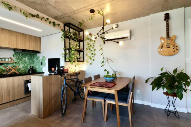 Imagem Apartamento com 1 Quarto à Venda, 44 m² em Menino Deus - Porto Alegre Imagem Apartamento com 1 Quarto à Venda, 44 m² em Menino Deus - Porto Alegre