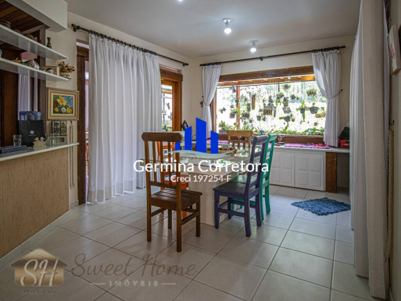 Imagem Casa com 3 Quartos à Venda, 342 m² em Alphaville - Santana De Parnaíba Imagem Casa com 3 Quartos à Venda, 342 m² em Alphaville - Santana De Parnaíba
