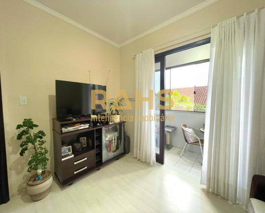 Imagem Casa com 4 Quartos à Venda, 220 m² em Saguaçu - Joinville Imagem Casa com 4 Quartos à Venda, 220 m² em Saguaçu - Joinville