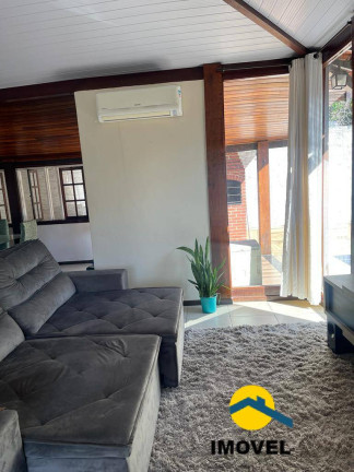 Imagem Casa de Condomínio com 3 Quartos à Venda, 290 m² em Piratininga - Niterói