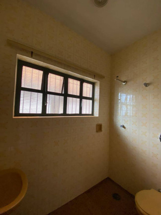 Imagem Casa com 3 Quartos à Venda, 330 m² em Botucatu Imagem Casa com 3 Quartos à Venda, 330 m² em Botucatu