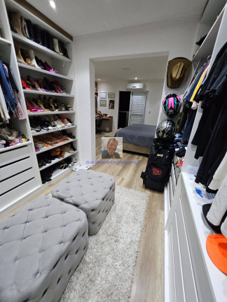 Imagem Casa com 3 Quartos à Venda, 330 m² em Barueri Imagem Casa com 3 Quartos à Venda, 330 m² em Barueri