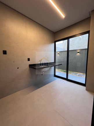 Imagem Casa com 5 Quartos à Venda, 251 m² em Parqville Pinheiros - Aparecida De Goiânia
