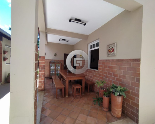 Imagem Casa com 5 Quartos à Venda, 360 m² em Vila Mauricéia - Montes Claros