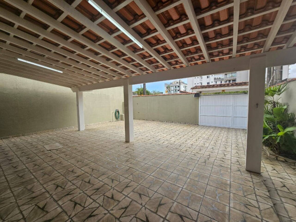 Imagem Casa com 4 Quartos à Venda, 166 m² em Centro - Ubatuba Imagem Casa com 4 Quartos à Venda, 166 m² em Centro - Ubatuba