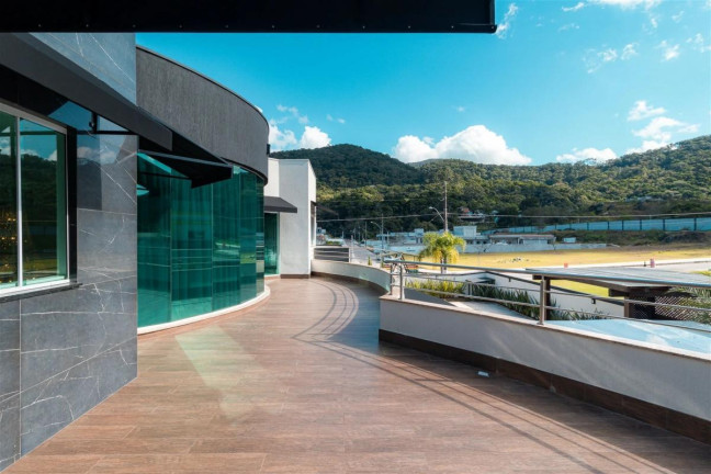 Imagem Imóvel com 3 Quartos à Venda, 419 m² em Casa Branca - Itapema Imagem Imóvel com 3 Quartos à Venda, 419 m² em Casa Branca - Itapema