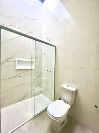 Imagem Imóvel com 3 Quartos à Venda, 74 m² Imagem Imóvel com 3 Quartos à Venda, 74 m²