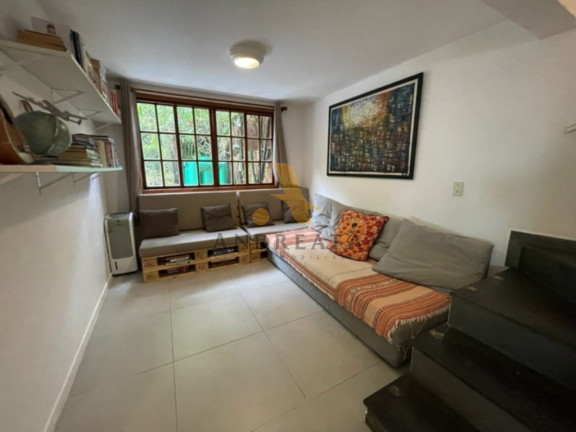 Imagem Casa de Condomínio com 4 Quartos à Venda, 157 m² em Barra Da Tijuca - Rio De Janeiro Imagem Casa de Condomínio com 4 Quartos à Venda, 157 m² em Barra Da Tijuca - Rio De Janeiro