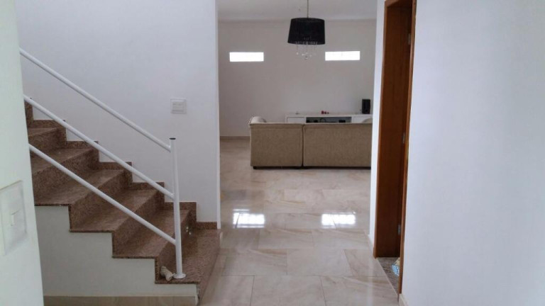 Sobrado com 2 Quartos à Venda, 105 m² em Vila Industrial - São José Dos Campos