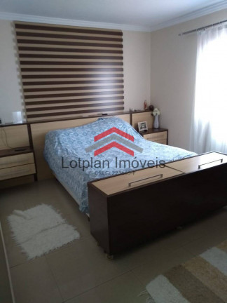 Imagem Casa com 3 Quartos à Venda, 175 m² em Sítio Da Figueira - São Paulo Imagem Casa com 3 Quartos à Venda, 175 m² em Sítio Da Figueira - São Paulo