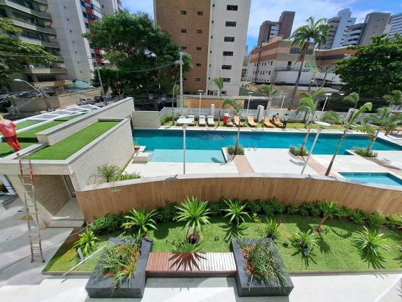 Imagem Apartamento com 4 Quartos à Venda, 231 m² em 
     Meireles
     - 
     Fortaleza
    