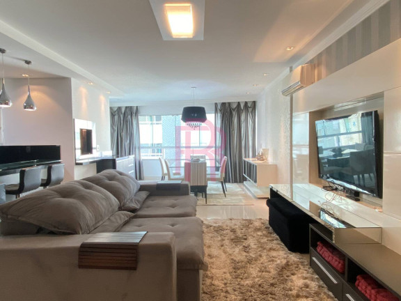 Apartamento com 3 Quartos para Alugar, 130 m² em Centro - Balneário Camboriú