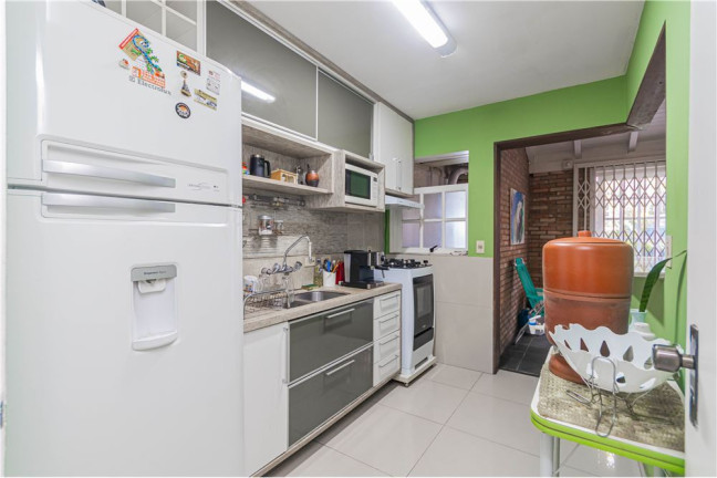 Imagem Casa com 2 Quartos à Venda, em Ipanema - Porto Alegre Imagem Casa com 2 Quartos à Venda, em Ipanema - Porto Alegre