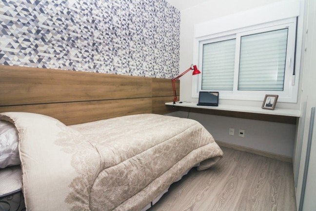 Imagem Apartamento com 2 Quartos à Venda, 68 m² em Santana - Porto Alegre