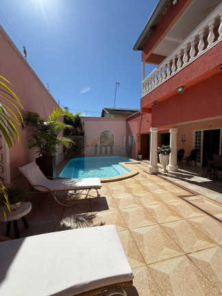 Casa com 4 Quartos à Venda, 300 m² em Residencial Barravento - Goiânia