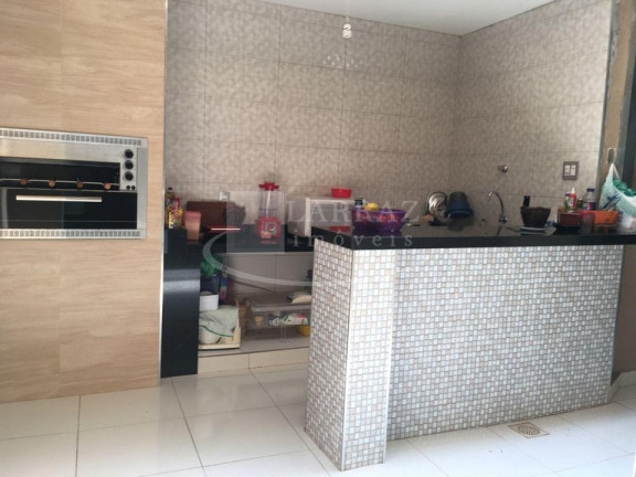 Imagem Casa com 3 Quartos à Venda, 284 m² em Ipiranga - Ribeirão Preto Imagem Casa com 3 Quartos à Venda, 284 m² em Ipiranga - Ribeirão Preto