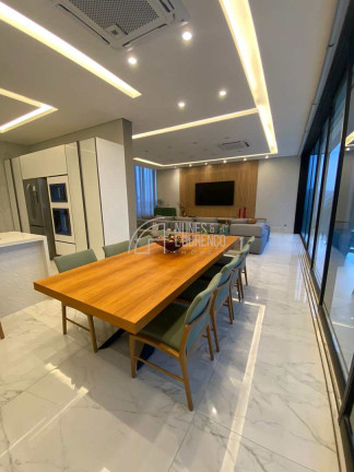 Imagem Casa com 4 Quartos à Venda, 472 m² em Alphaville - Santana De Parnaíba Imagem Casa com 4 Quartos à Venda, 472 m² em Alphaville - Santana De Parnaíba