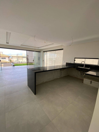 Imagem Casa com 4 Quartos à Venda, 400 m² em Praia Dos Milionários Ilhéus Bahia - Ilhéus Imagem Casa com 4 Quartos à Venda, 400 m² em Praia Dos Milionários Ilhéus Bahia - Ilhéus