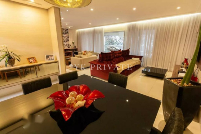 Imagem Apartamento com 4 Quartos à Venda, 206 m² em Vila Romana - São Paulo