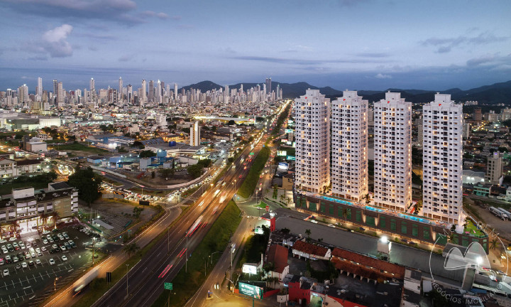 Imagem Apartamento com 2 Quartos à Venda, 66 m² em Marginal Oeste - Camboriú Imagem Apartamento com 2 Quartos à Venda, 66 m² em Marginal Oeste - Camboriú
