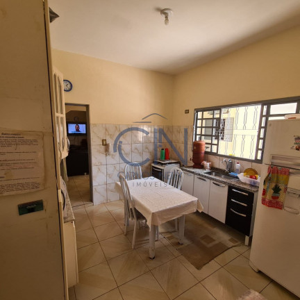 Imagem Casa com 3 Quartos à Venda, 226 m² em Jardim Ana Emilia - Taubaté Imagem Casa com 3 Quartos à Venda, 226 m² em Jardim Ana Emilia - Taubaté
