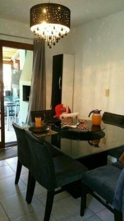 Imagem Sobrado com 3 Quartos à Venda, 165 m² em Tristeza - Porto Alegre Imagem Sobrado com 3 Quartos à Venda, 165 m² em Tristeza - Porto Alegre